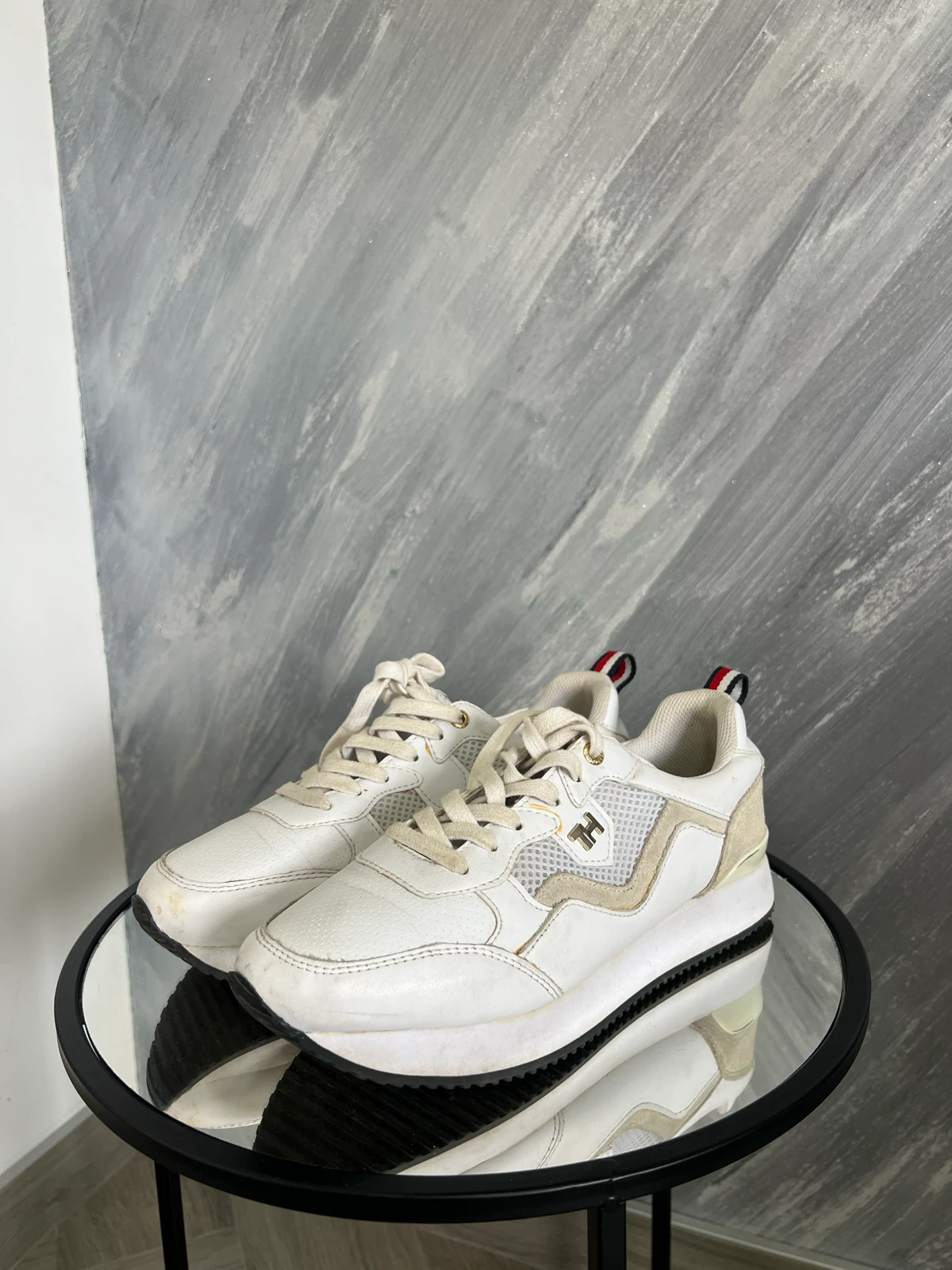 Tommy Hilfiger patike