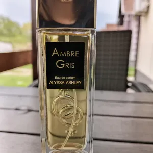 Alyssa Ashley Ambre Gris Edp dekant 5ml/10ml