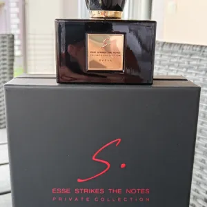 Esse Strikes the Notes Sveva extrait dekant 5ml/10ml