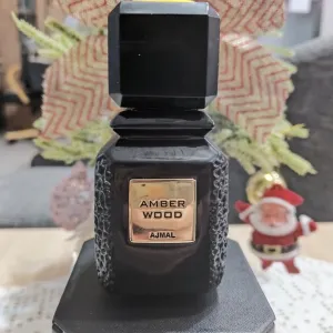 Ajmal Amber Wood Edp dekant 5ml/10ml