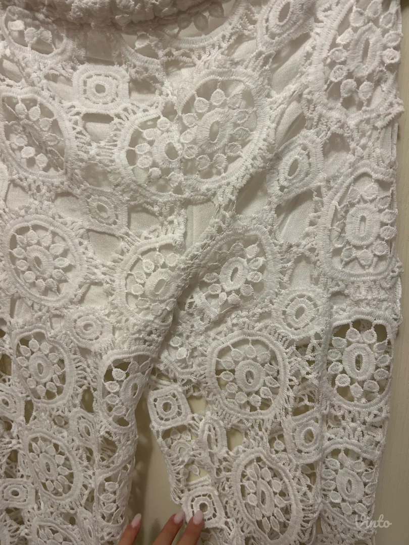 Pletene pantalone za plazu