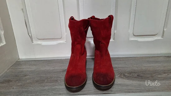 Čizme od prevrnute kože - NOVE - Dingo boots