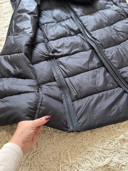 Zara - ženska zimska jakna (L)