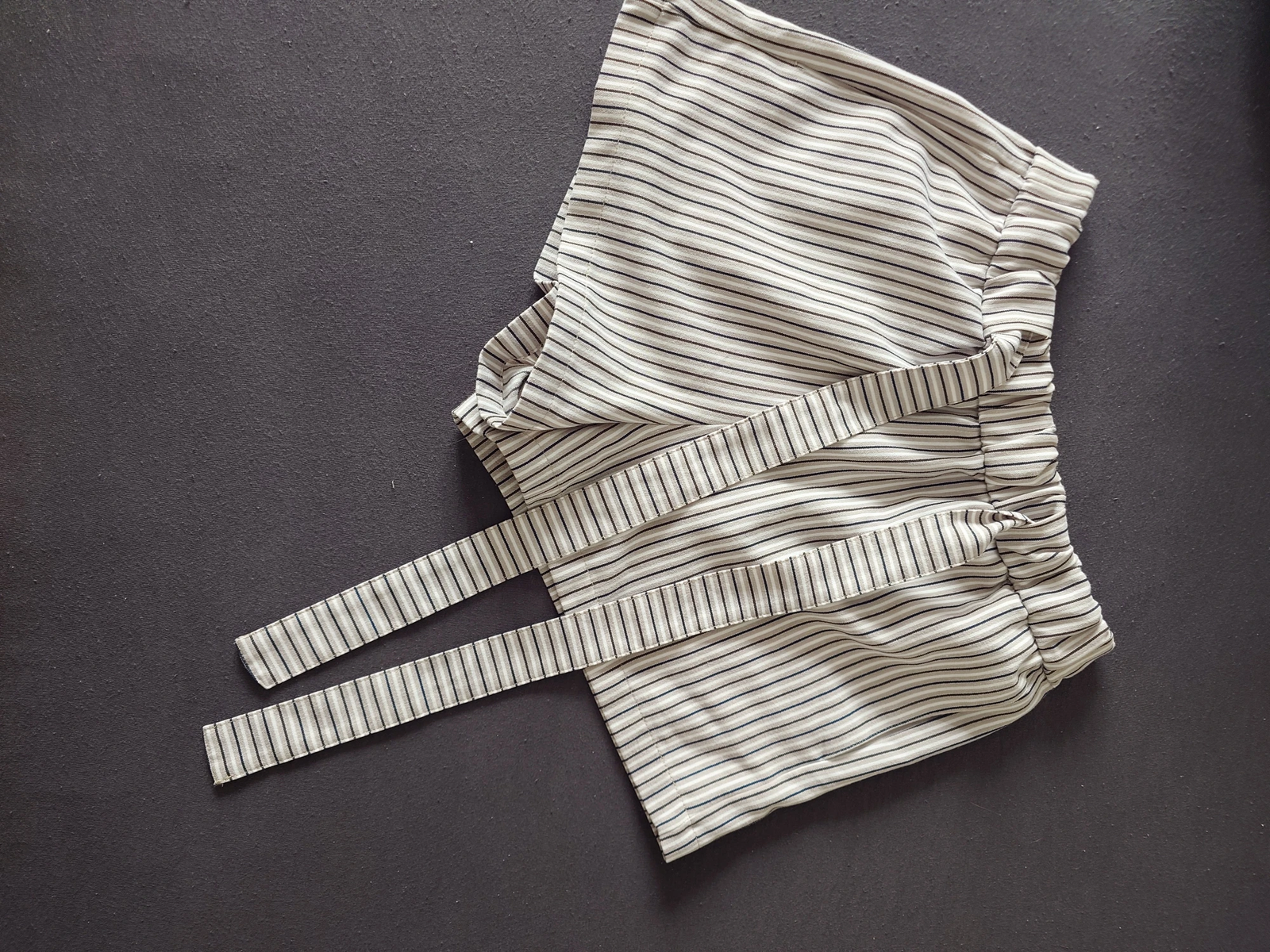 PULL&BEAR sorts Mvelicina