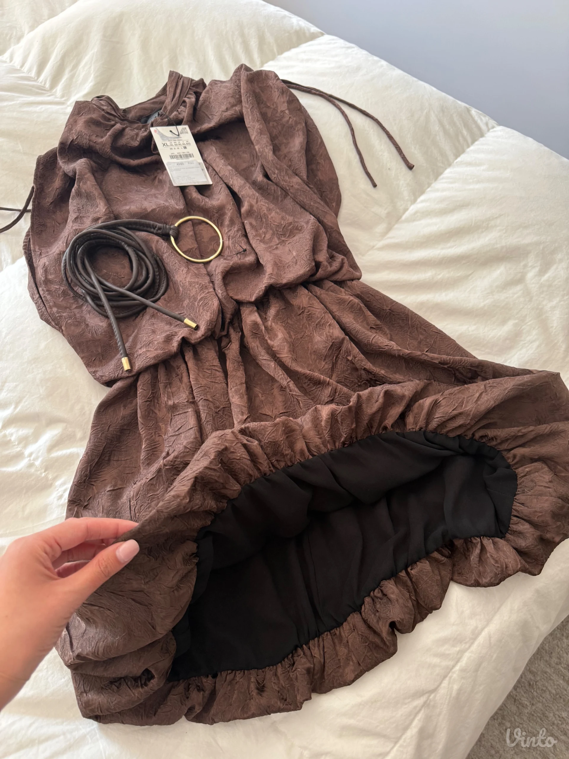 ZARA Nova haljinica