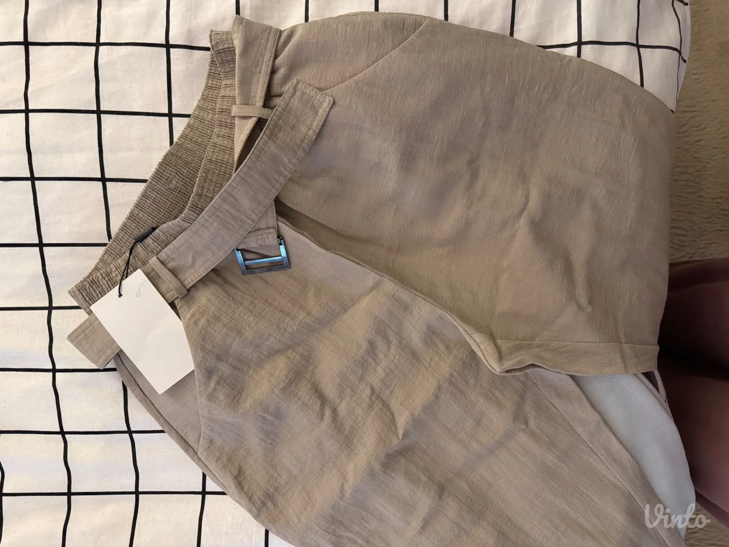 LUNA Nove letnje pantalone vel 36