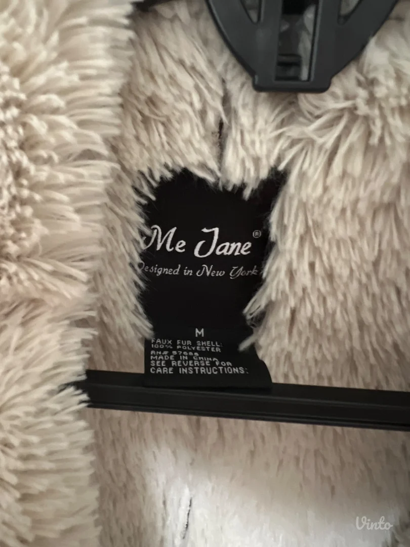 Prelepa menkana jaknica