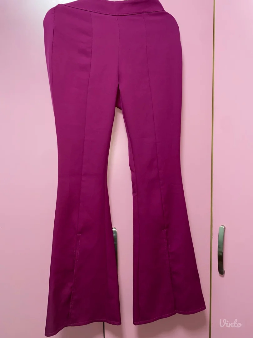 pamučne pantalone, zvoncare, sa prorezom