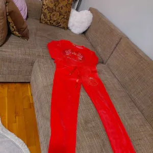 Juicy Couture turska trenerka