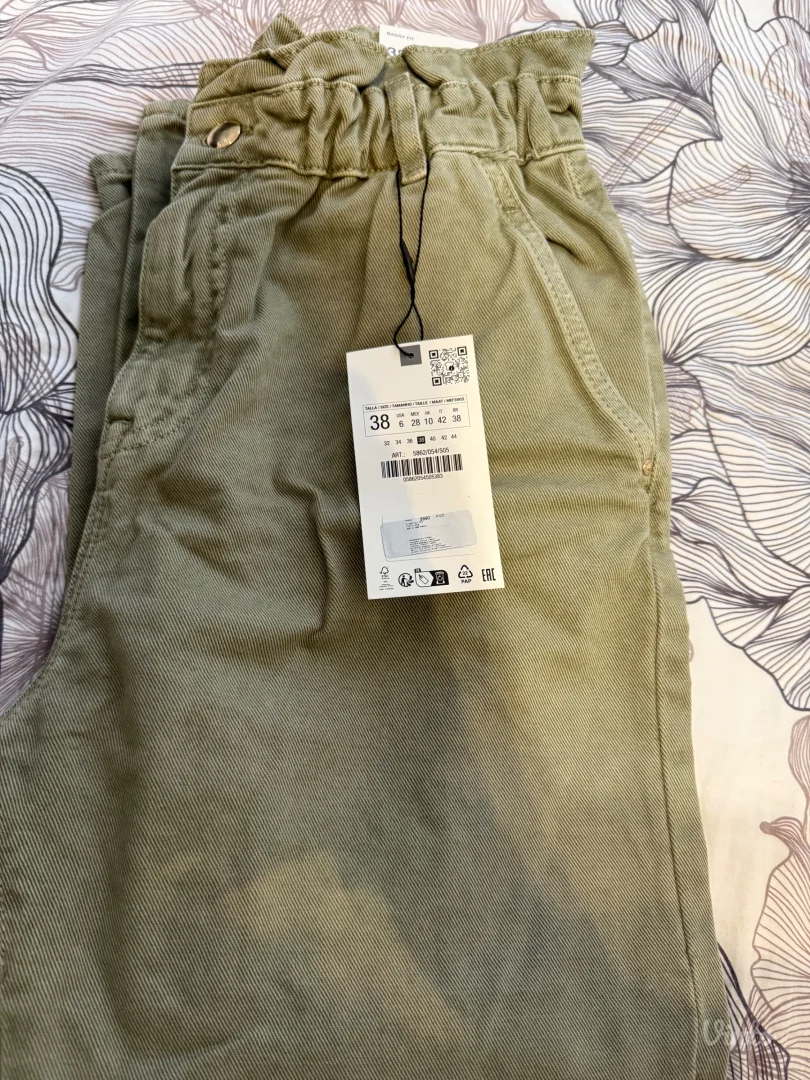 Zara pantalone