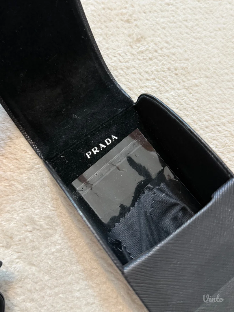 Prada naocare za sunce