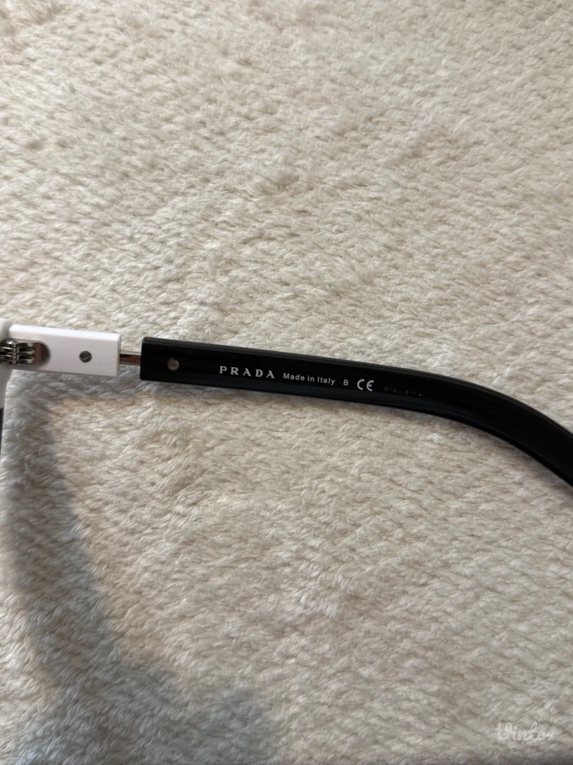 Prada naocare za sunce