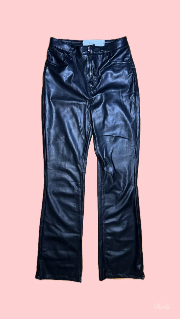 Bershka - kožne pantalone