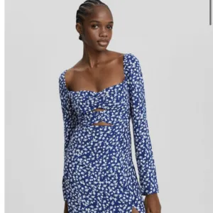 Bershka haljina NOVO
