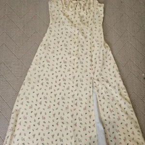 Cvetna haljina S/M