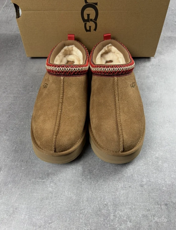 UGG Tazz