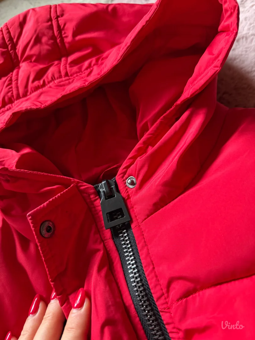Crvena unikatna zimska jakna