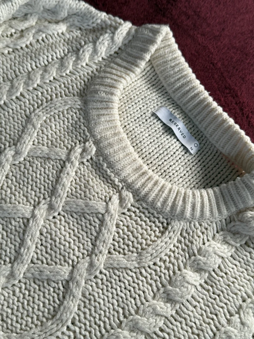 Reserved- pleteni džemper