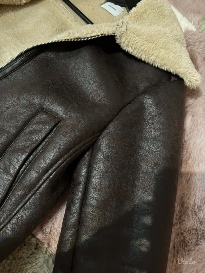 Reserved jakna sa krznom