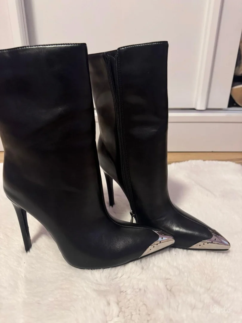 Čizme na štiklu - gležnjace