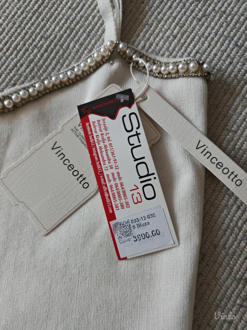 Butik 13 / Crop top majica