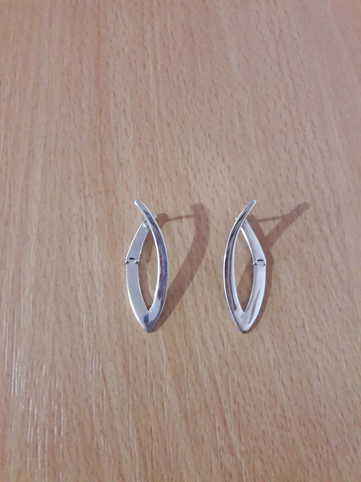 Nove naušnice srebrne minđuše srebro 925 dužine 3,5 cm