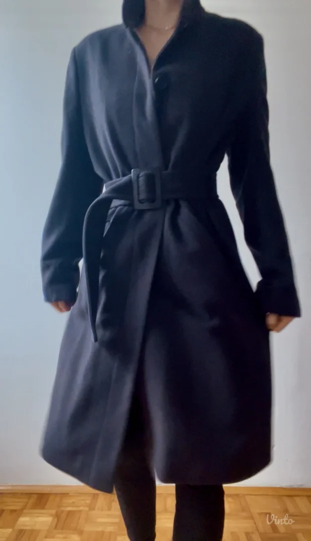 Vintage očuvani vuneni kaput