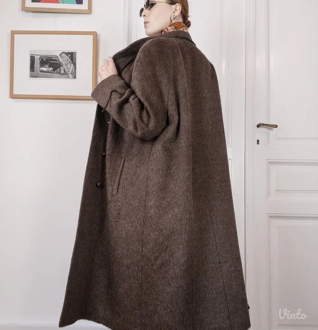 LLAMA 80s vintage kaput