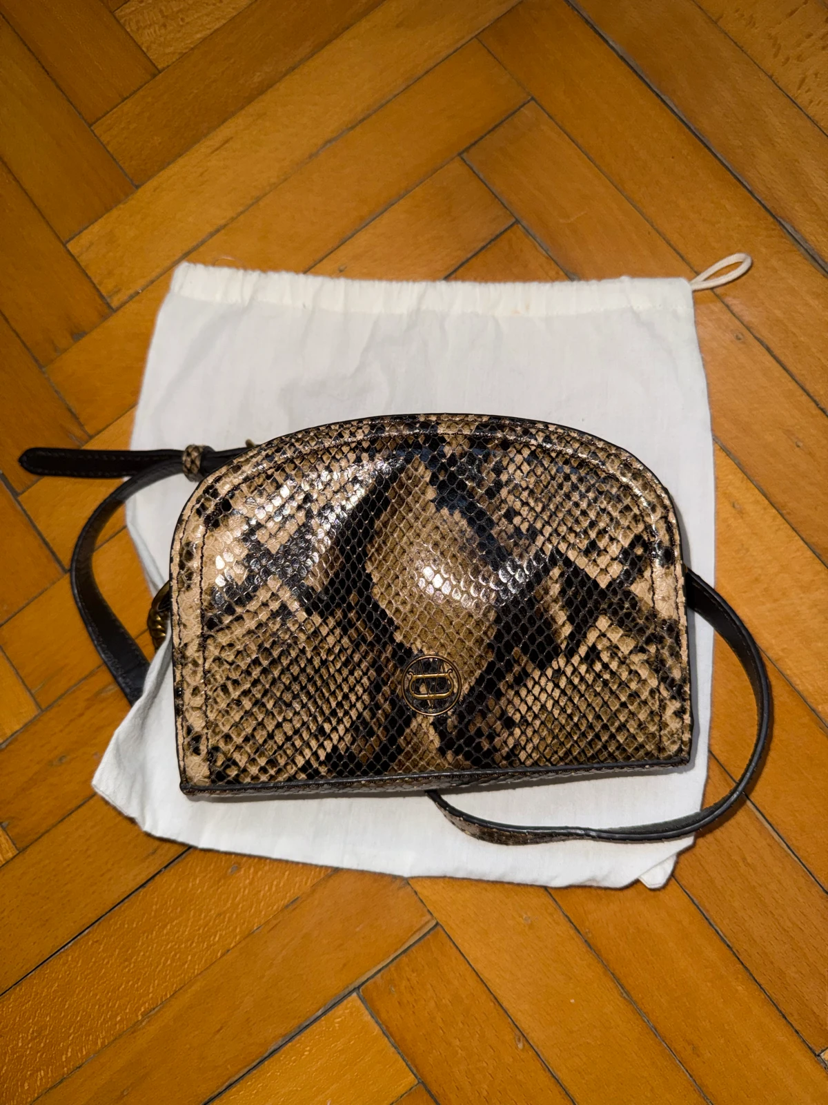 Massimo Dutti torbica