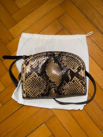 Massimo Dutti torbica