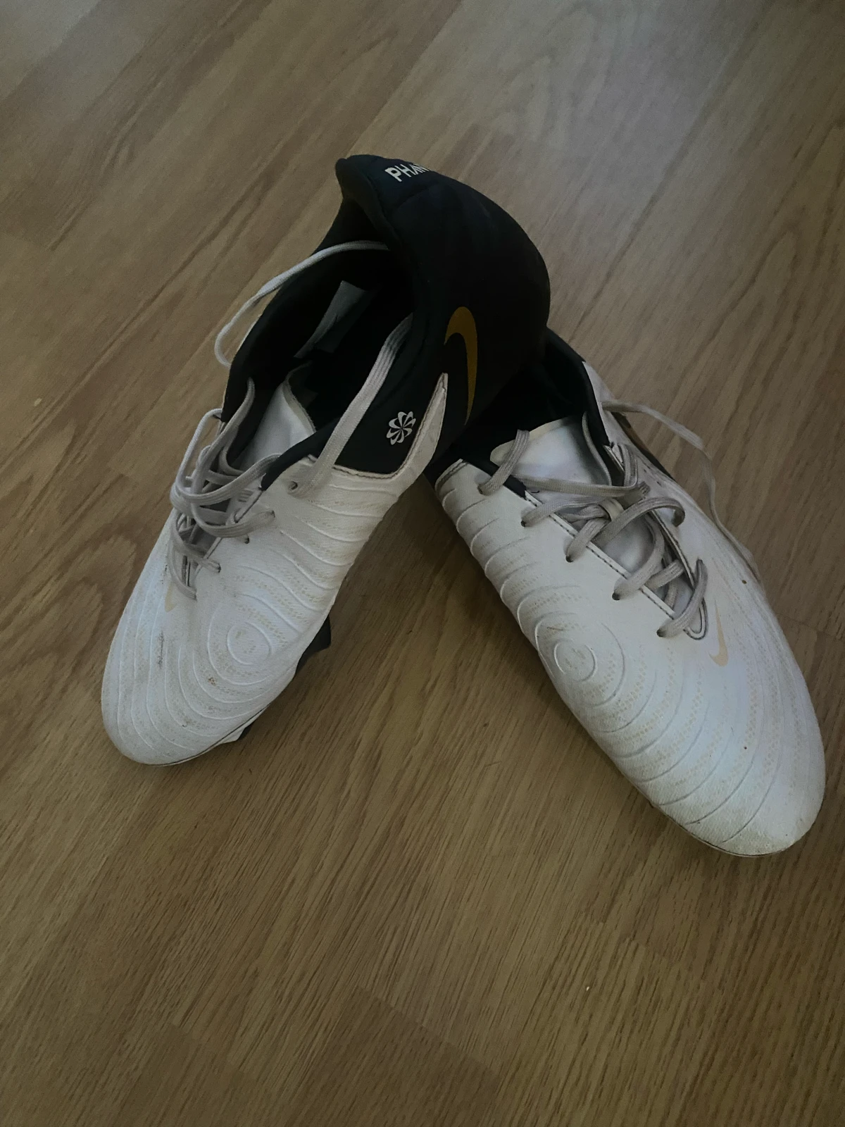 Nike Phantom GX kopacke
