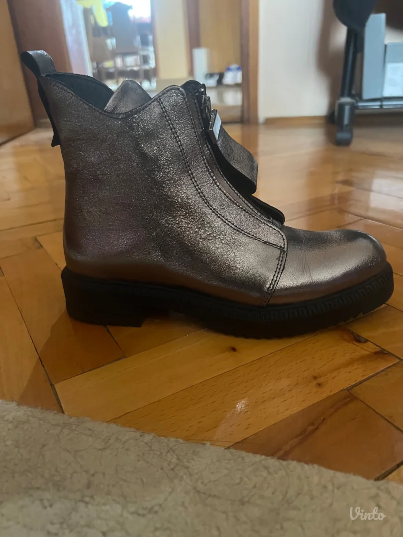 Kozne gleznjace nove 37