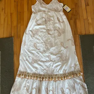 Boho haljina nova sa etiketom M