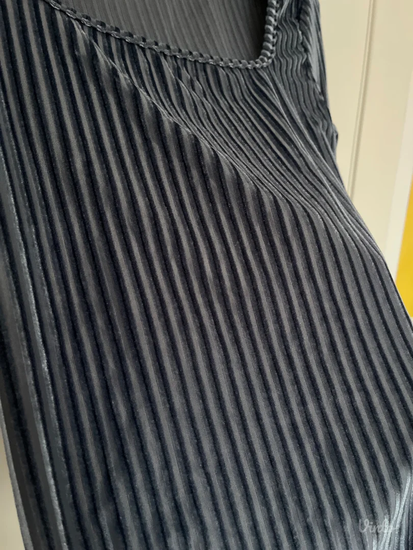 Shein rebrasta bluzica S