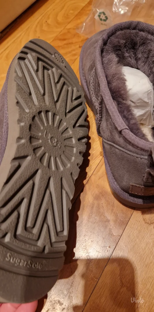 UGG Ultra Mini gray cizmice