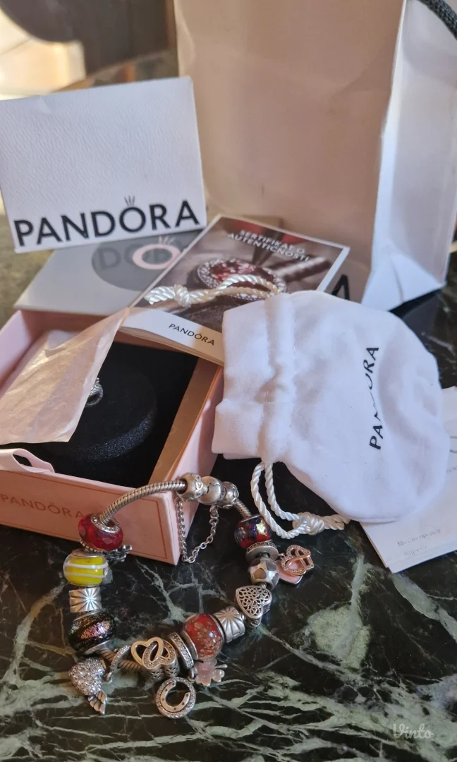 Pandora narukvica