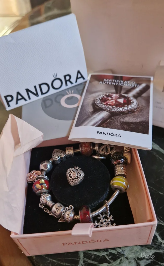 Pandora narukvica