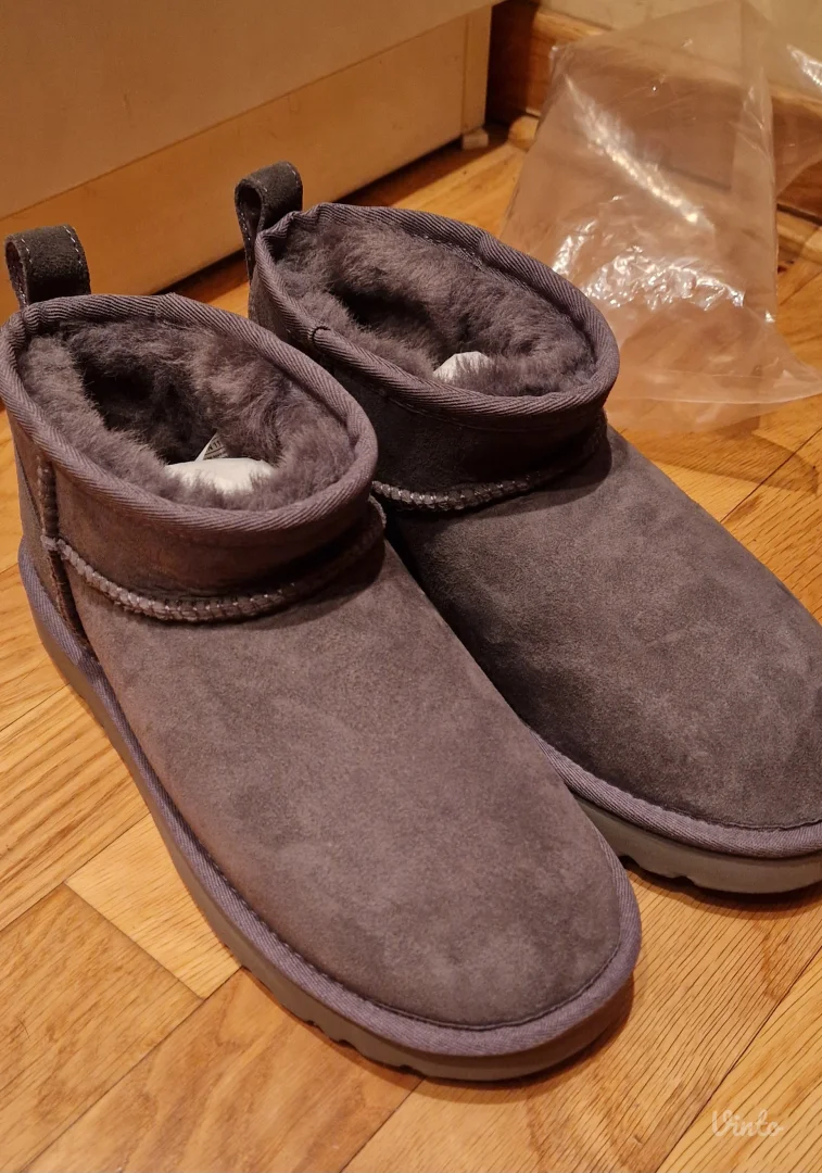 UGG Ultra Mini gray cizmice