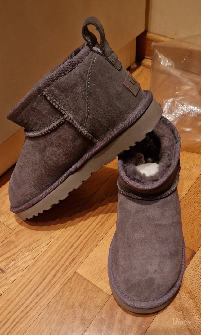 UGG Ultra Mini gray cizmice