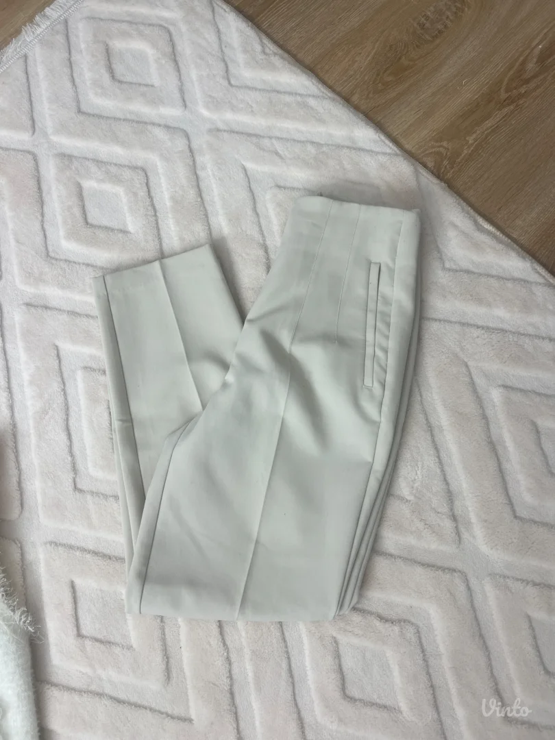 Zara pantalone