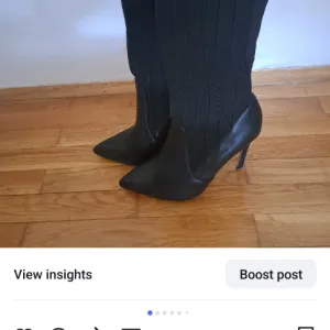 Crne cizme preko kolena