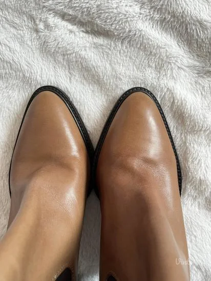 NOVO – Benetton gležnjače