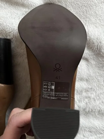 NOVO – Benetton gležnjače