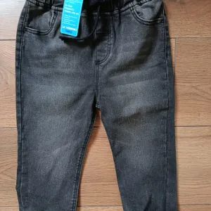 farmerke waikiki 92-98cm novo sa etiketom