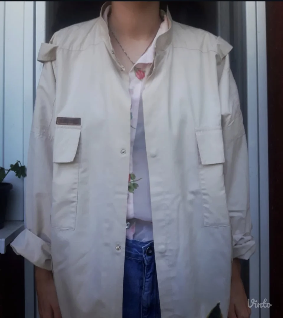 Vintage bež vindjakna