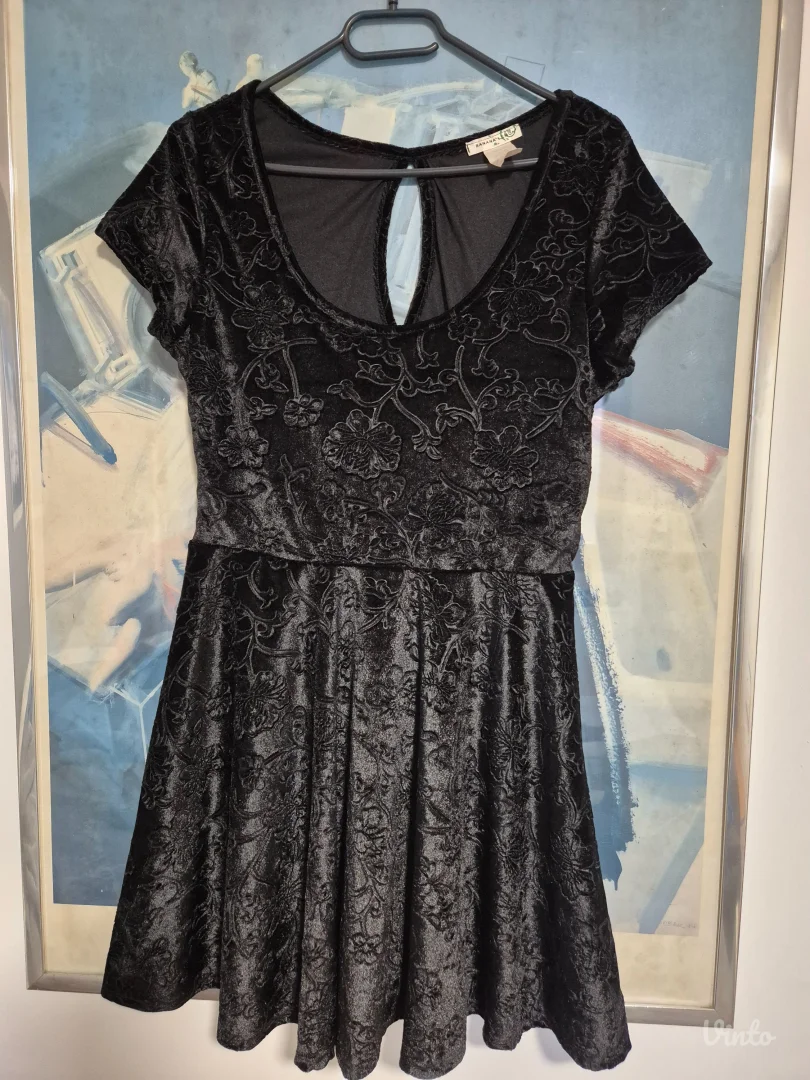 Plisana zenska haljina