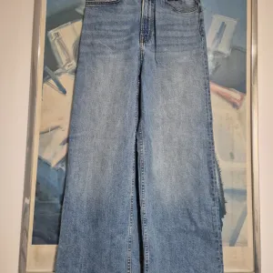 H&M-zenske farmerice