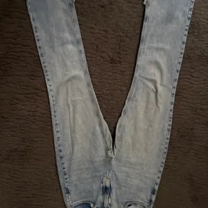 Zara farmerke