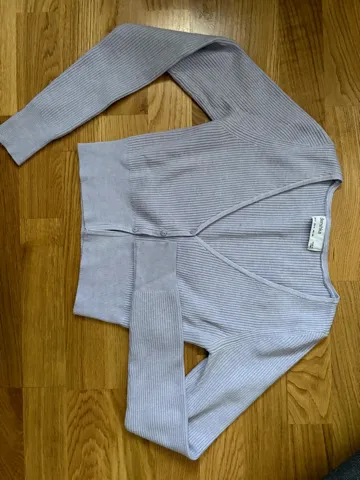 Bershka dzemper