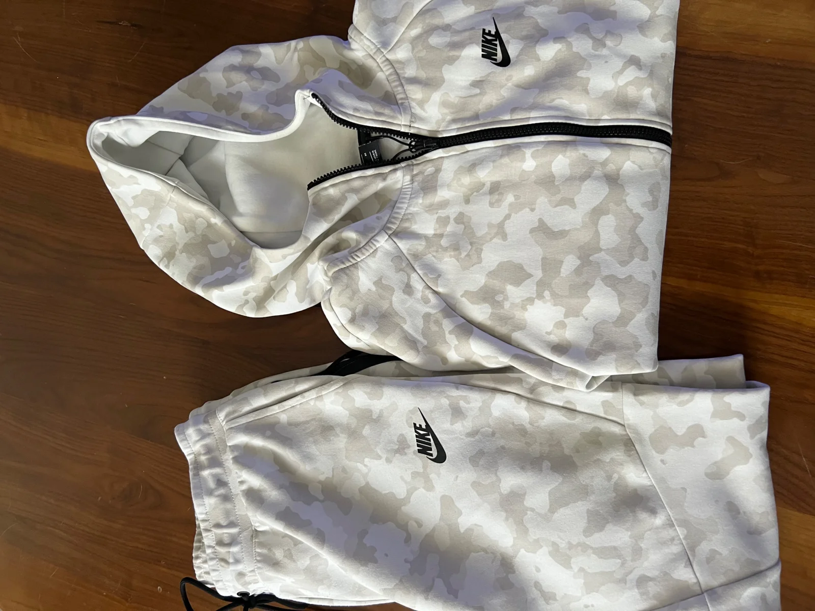 Nike Tech fleece